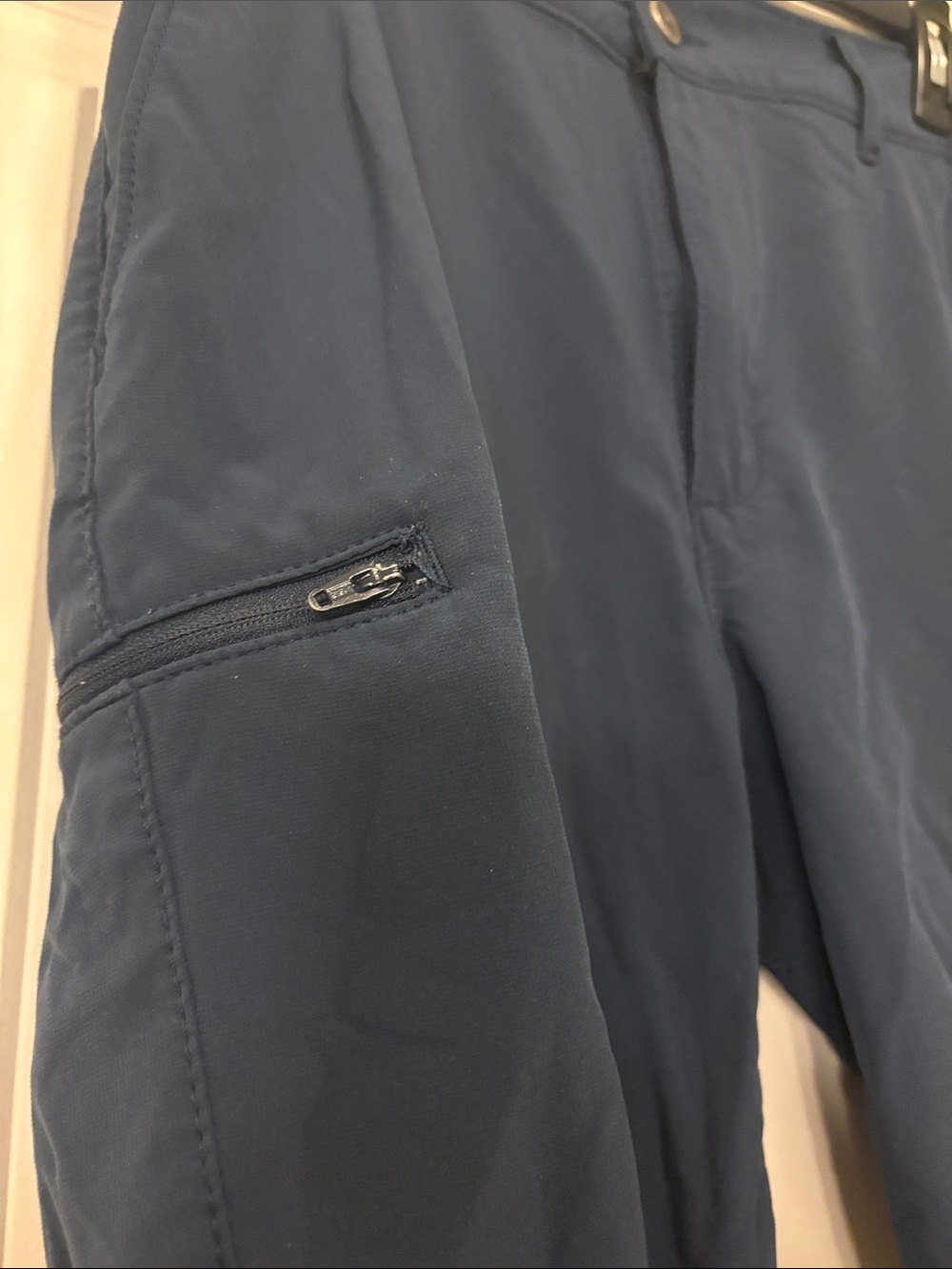 Lee Men's Dark Blue Hybrid Shorts with Zip Pocket - Picture 2 of 5